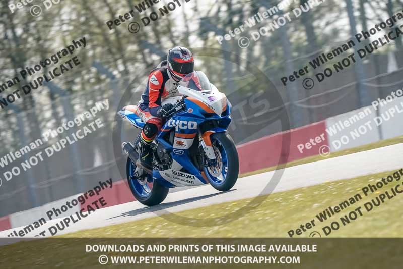 donington no limits trackday;donington park photographs;donington trackday photographs;no limits trackdays;peter wileman photography;trackday digital images;trackday photos